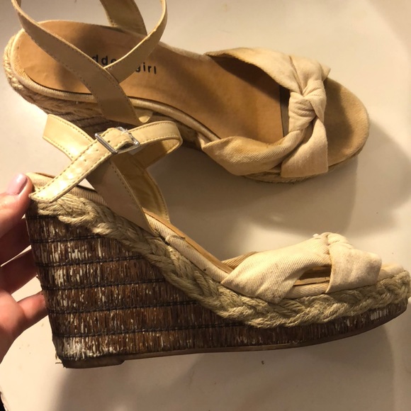 Madden Girl Wedges - Picture 3 of 4